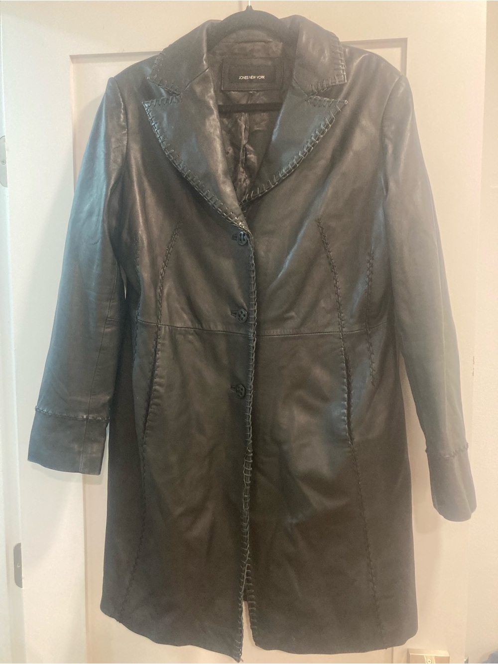Pre-Owned Vintage Jones New York Genuine Leather Trench w/ Whipstitch Detail
